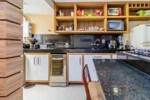 Image 10 - 293525