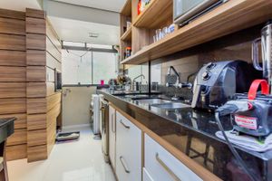 Image 12 - 293525
