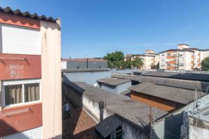 Image 8 - 293585