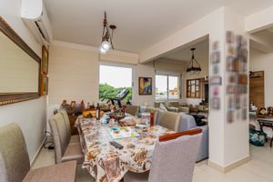Image 1 - 293598