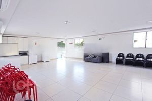Image 23 - 293944