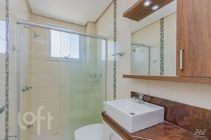 Image 17 - 293974