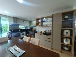 Image 4 - 294018