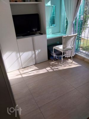 Image 19 - 294018