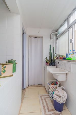 Image 20 - 294159