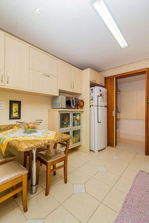 Image 23 - 294218