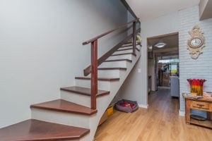 Image 7 - 294249