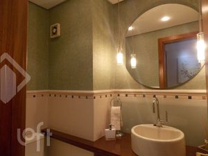 Image 4 - 294282