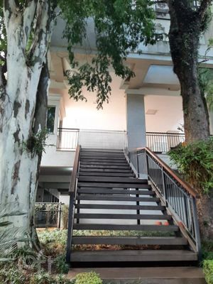 Image 27 - 294297