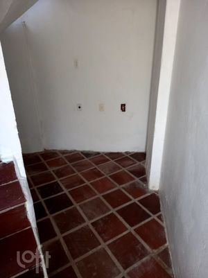 Image 24 - 294384