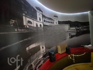 Image 19 - 294404