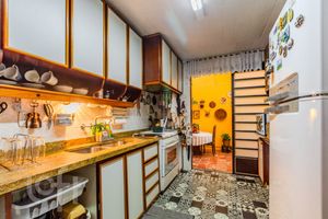 Image 24 - 294436