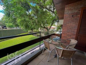 Image 20 - 294446