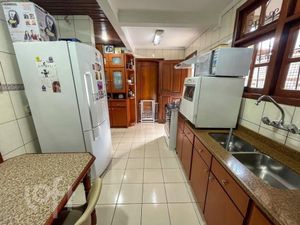 Image 6 - 294446