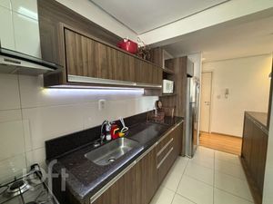 Image 12 - 294589