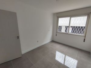Image 4 - 294640