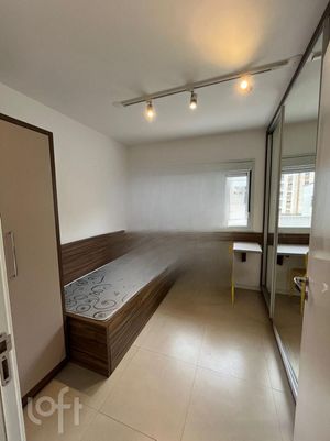 Image 28 - 294739