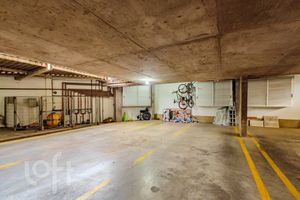 Image 13 - 294935