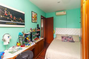 Image 13 - 294966