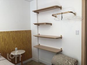Image 19 - 294975