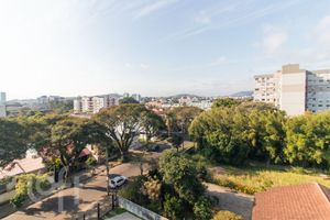 Image 1 - 295298