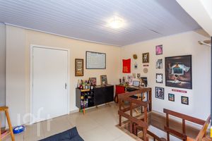 Image 13 - 295313