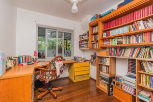 Image 15 - 295363