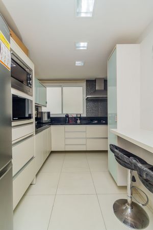 Image 31 - 295409