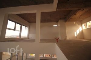 Image 7 - 295429