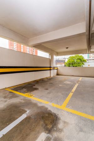 Image 17 - 295445