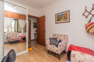 Image 15 - 295468