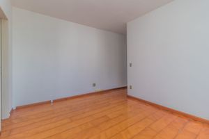 Image 3 - 295496