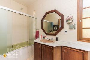 Image 15 - 295513