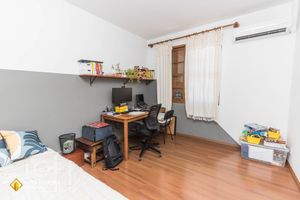 Image 11 - 295513