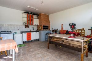Image 12 - 295545