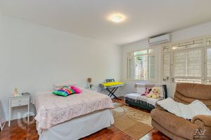 Image 23 - 295564