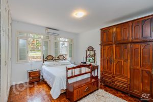 Image 27 - 295564