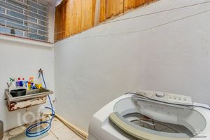 Image 34 - 295564