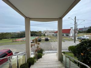Image 36 - 295621