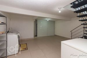 Image 8 - 295621