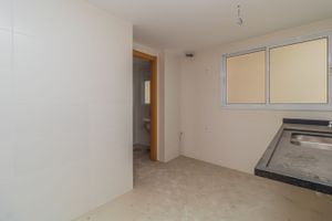 Image 30 - 295632
