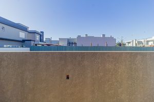 Image 22 - 295672
