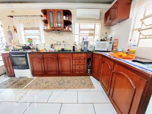 Image 4 - 295729