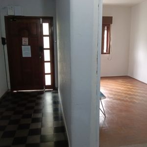 Image 17 - 295731