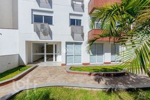Image 18 - 295843