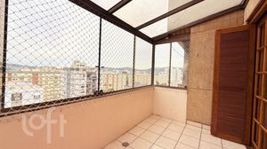 Image 20 - 295857