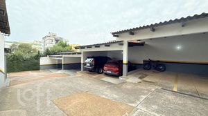 Image 37 - 295857