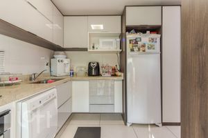 Image 16 - 295917