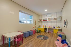 Image 34 - 295917