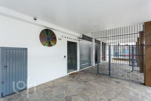 Image 29 - 295944